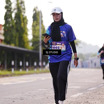 Runner Photo 8387487