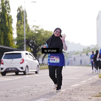 Runner Photo 8387501