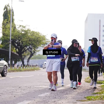 Runner Photo 8387505
