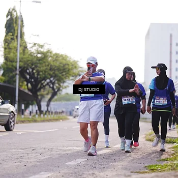 Runner Photo 8387508