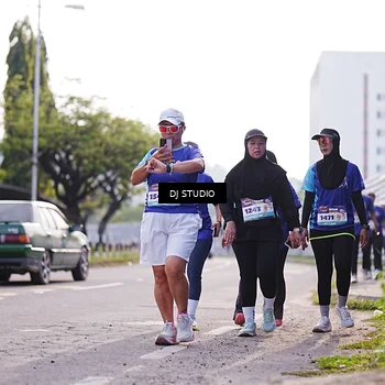 Runner Photo 8387519