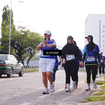 Runner Photo 8387521