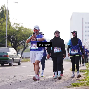 Runner Photo 8387522