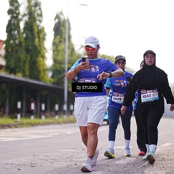 Runner Photo 8387526