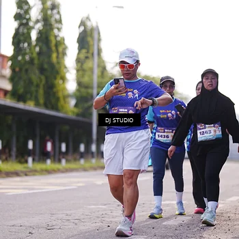 Runner Photo 8387527