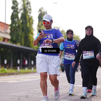 Runner Photo 8387536