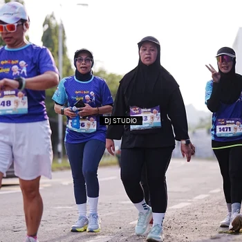 Runner Photo 8387540