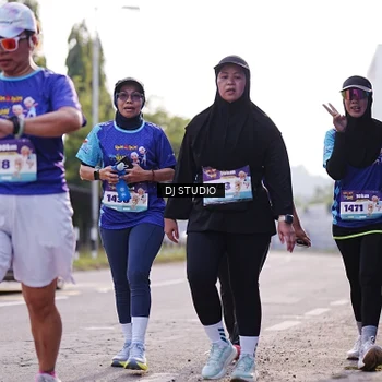 Runner Photo 8387542