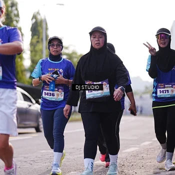 Runner Photo 8387547