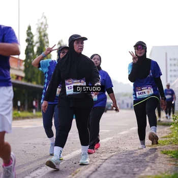Runner Photo 8387551