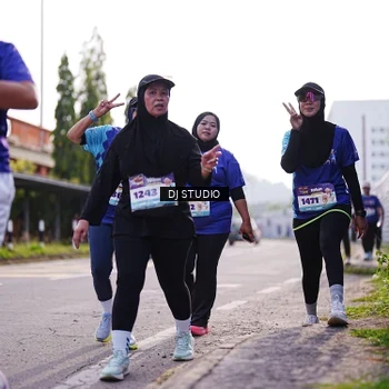 Runner Photo 8387552