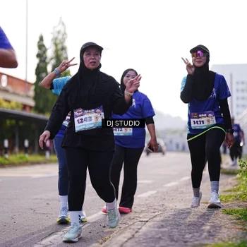 Runner Photo 8387554