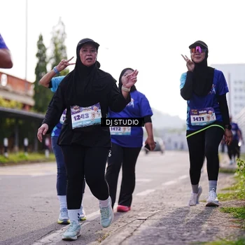 Runner Photo 8387555