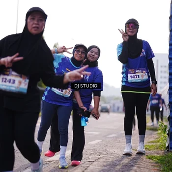 Runner Photo 8387563