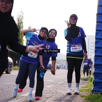 Runner Photo 8387574