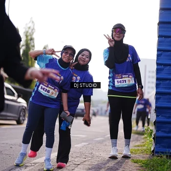 Runner Photo 8387581