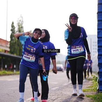 Runner Photo 8387592
