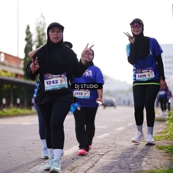Runner Photo 8387596