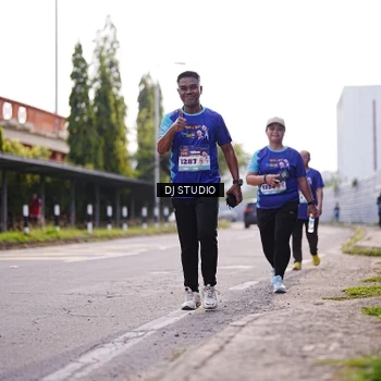 Runner Photo 8387599