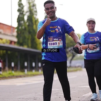 Runner Photo 8387602