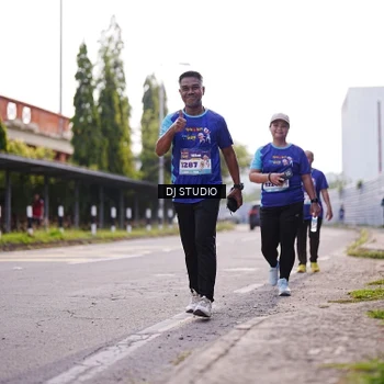 Runner Photo 8387603