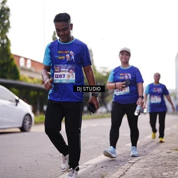 Runner Photo 8387611