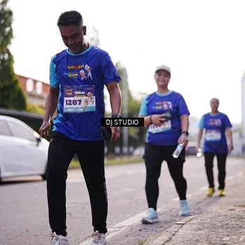 Runner Photo 8387646