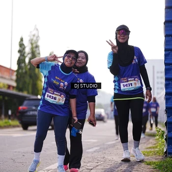Runner Photo 8387662