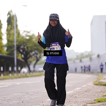 Runner Photo 8387664