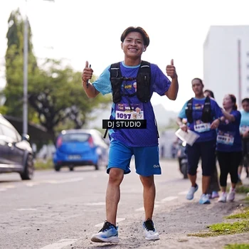 Runner Photo 8387682