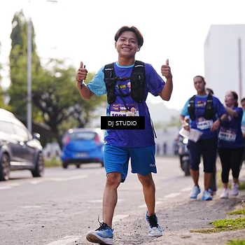 Runner Photo 8387684