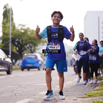 Runner Photo 8387685
