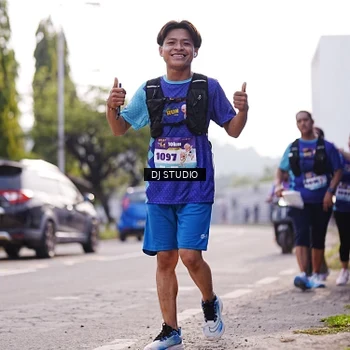 Runner Photo 8387689