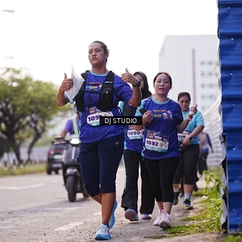 Runner Photo 8387698