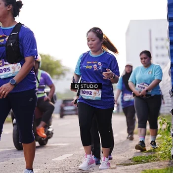 Runner Photo 8387714