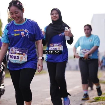 Runner Photo 8387721