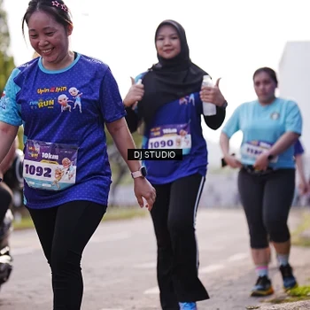 Runner Photo 8387726