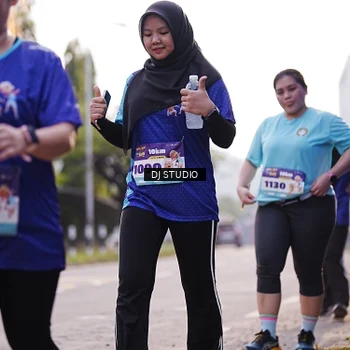 Runner Photo 8387729