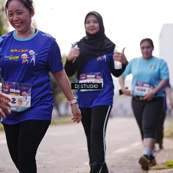 Runner Photo 8387734
