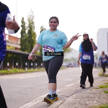Runner Photo 8387744