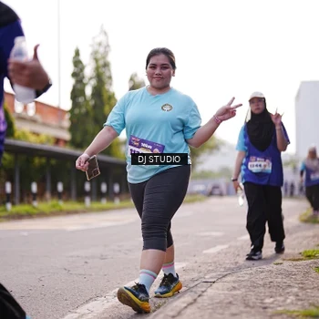 Runner Photo 8387746