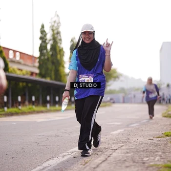 Runner Photo 8387751