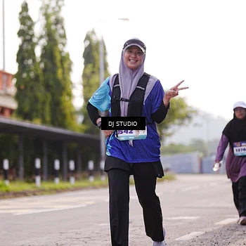 Runner Photo 8387834