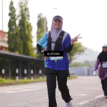 Runner Photo 8387836