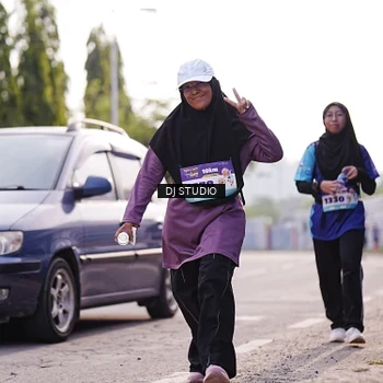 Runner Photo 8387855