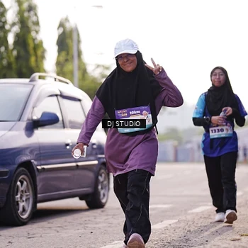 Runner Photo 8387856