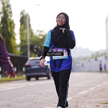 Runner Photo 8387872