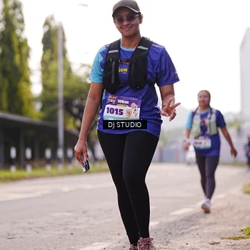 Runner Photo 8387884