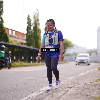 Runner Photo 8387892