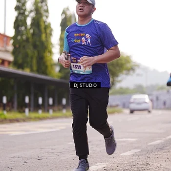 Runner Photo 8387944